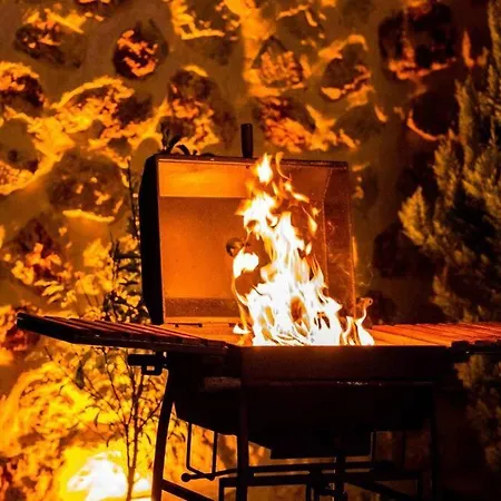 Gala Acik Ve Kapali Havuzu Bulunan Lueks Willa Kaş